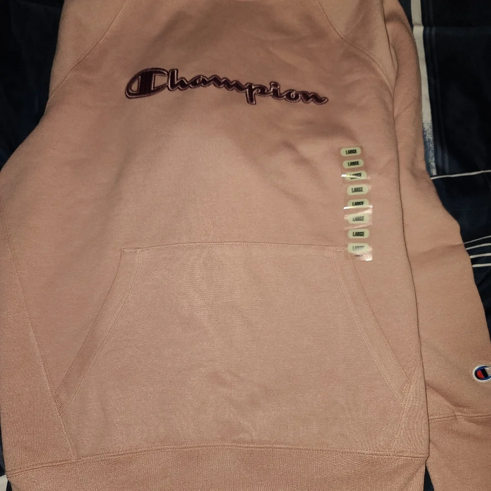 Champion Sweater - Picture 7 of 12